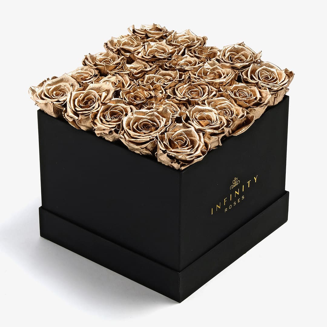 Infinity Roses | Large Square box